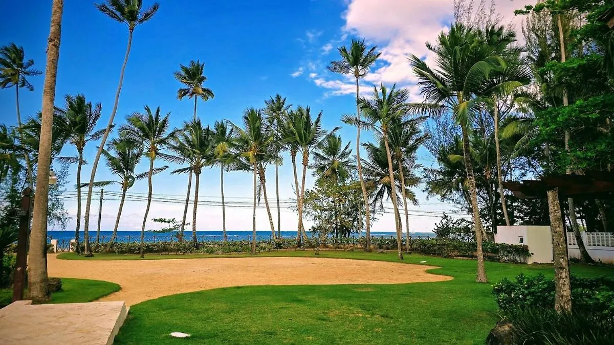 Luxury Penthouse Best Ocean Views Pools Bbq Maid 拉斯特拉纳斯
